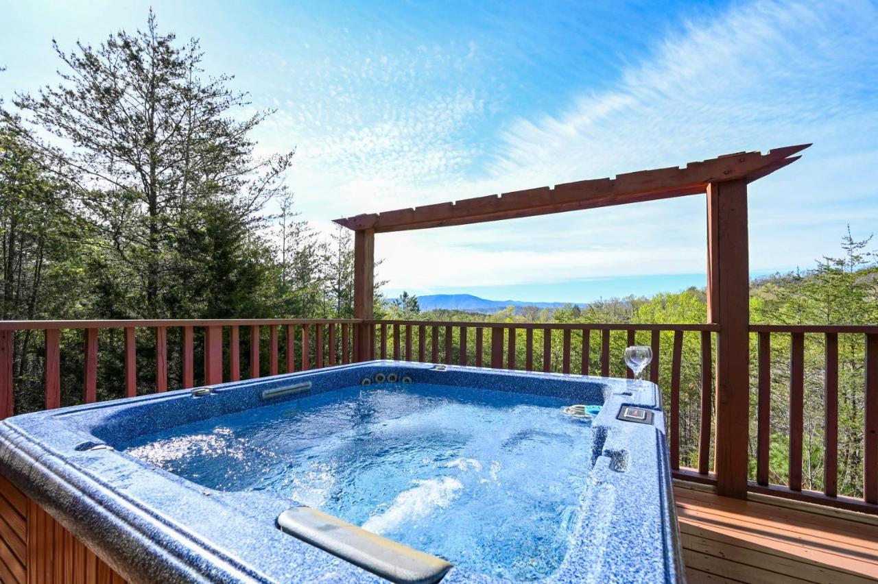 Private Mountain Cabin, Hot Tub Escape In The Smokies, With The View Сивиървил Екстериор снимка