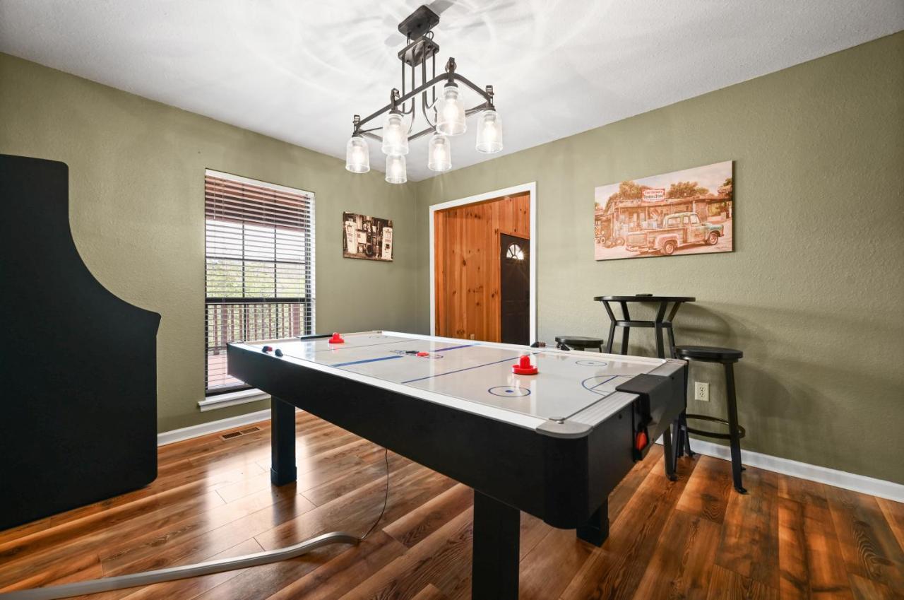 Private Mountain Cabin, Hot Tub Escape In The Smokies, With The View Сивиървил Екстериор снимка