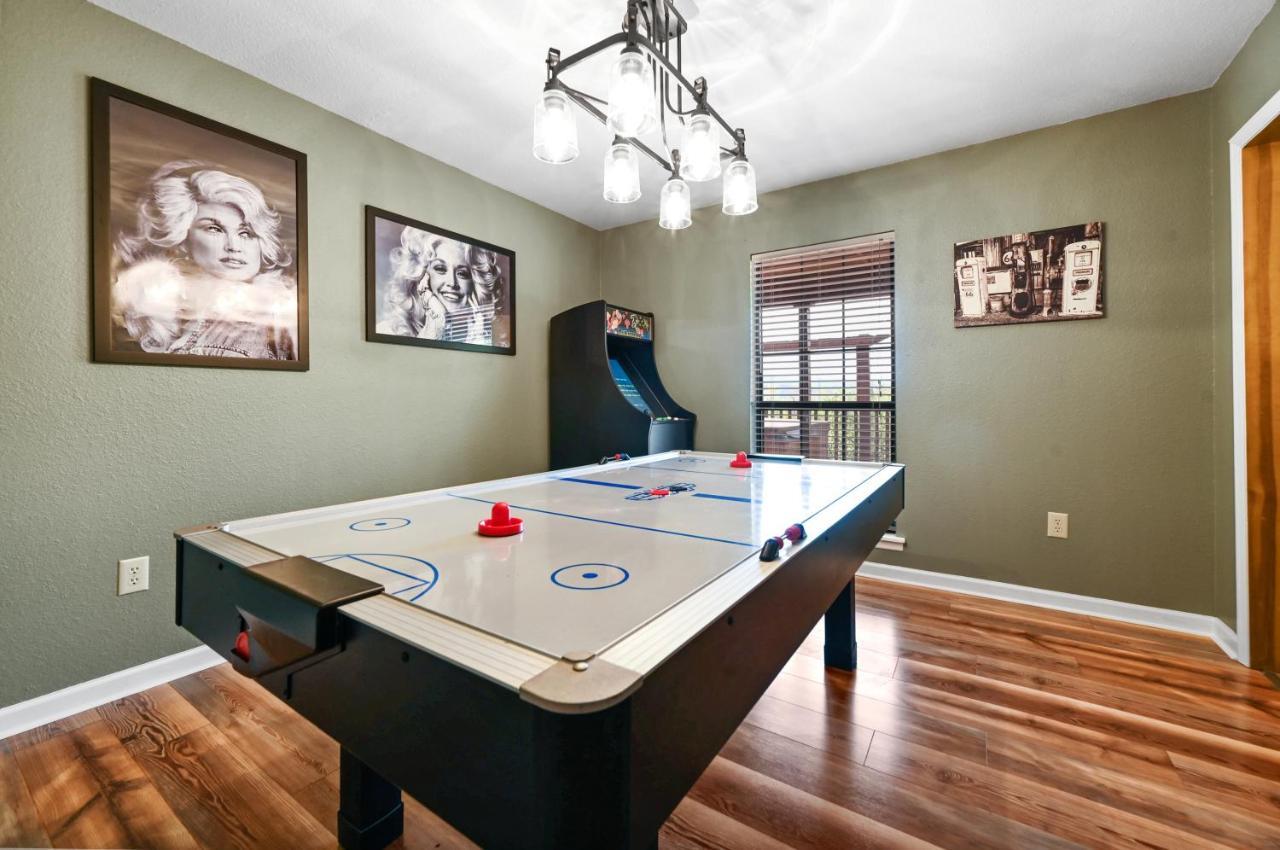 Private Mountain Cabin, Hot Tub Escape In The Smokies, With The View Сивиървил Екстериор снимка