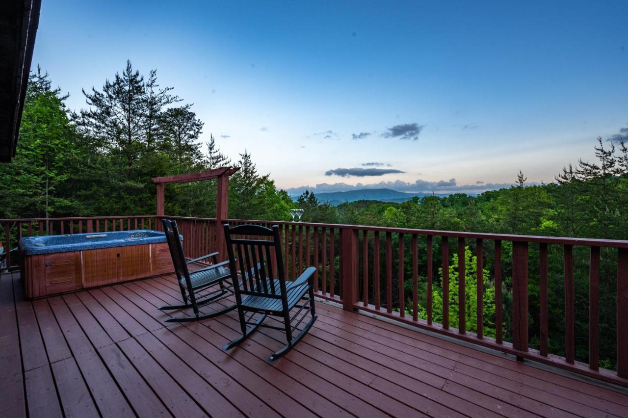 Private Mountain Cabin, Hot Tub Escape In The Smokies, With The View Сивиървил Екстериор снимка
