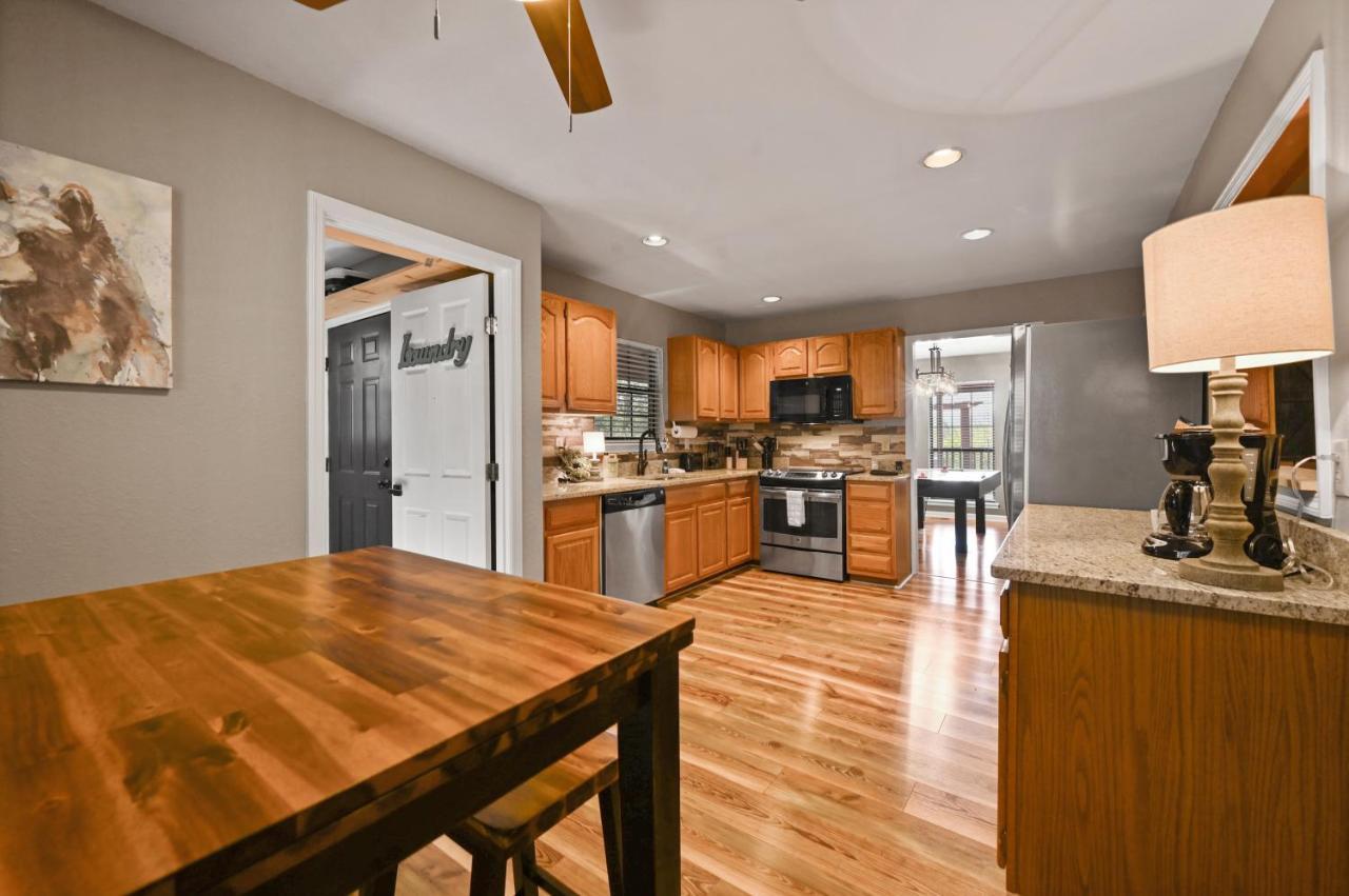 Private Mountain Cabin, Hot Tub Escape In The Smokies, With The View Сивиървил Екстериор снимка