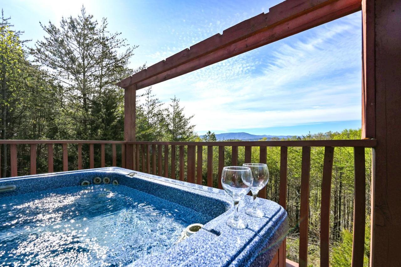 Private Mountain Cabin, Hot Tub Escape In The Smokies, With The View Сивиървил Екстериор снимка